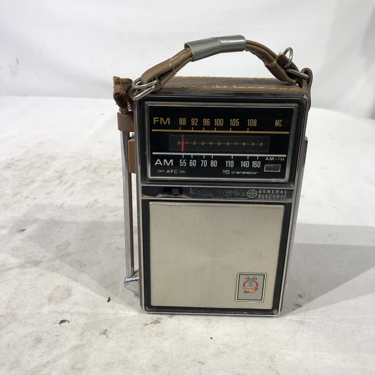Preços baixos em Rádio Portátil GE em Rádios transistor