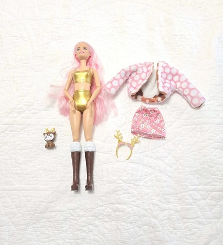 Barbie Cutie Reveal Fiocco di Neve Scintillante Cervo e Accessori - Foto 15 di 16