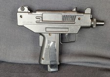 Vintage Larami Uzi 9mm Toy cap Gun