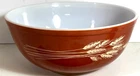 Vintage Pyrex Mixing Bowl #404, Autumn Harvest Wheat, 4 L, Orange, 1970-1980s