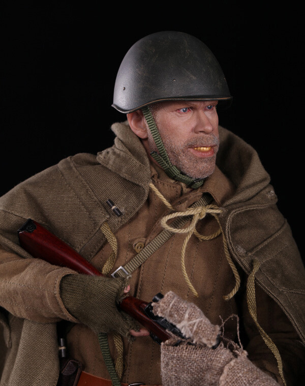 DID R80102 WWII Russian Sniper Battle of Stalingrad Koulikov Ron