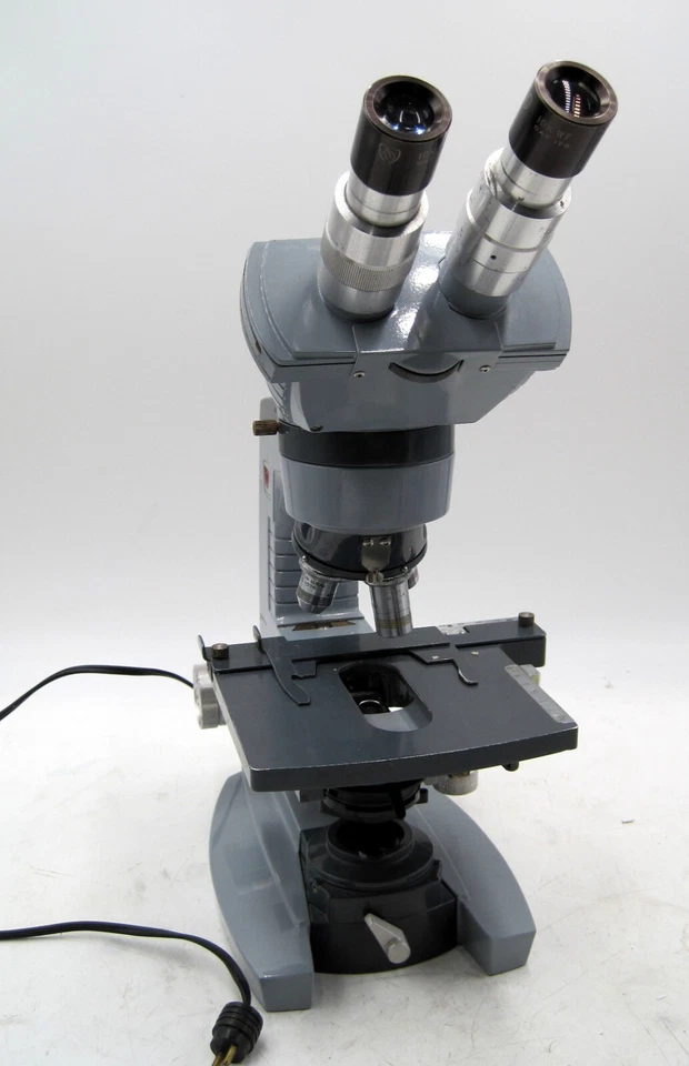 Тринокулярный микроскоп American Optical Spencer серия 10 с 4 целями + мощность - Изображение 4 из 4