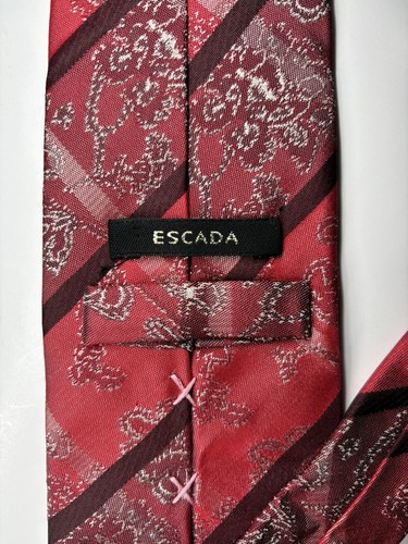 ESCADA 7-Fold Necktie Mens 100% Silk Red Designer tie Floral Abstract Tie - Picture 3 of 10