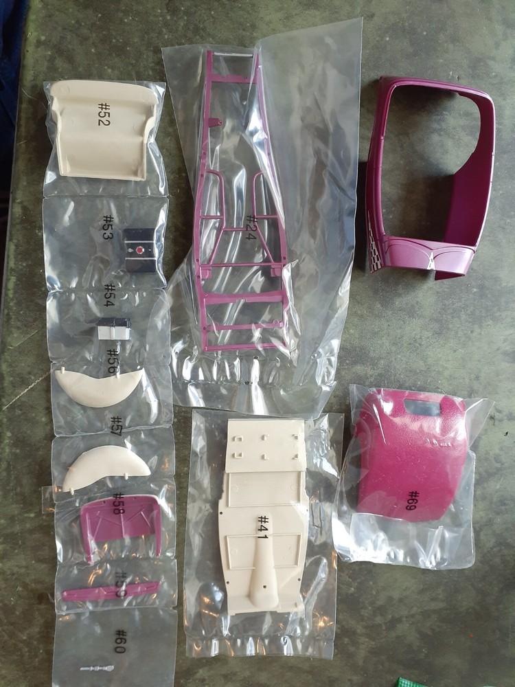 AMT Custom Shop 32 Ford Phanton Vickie Parts