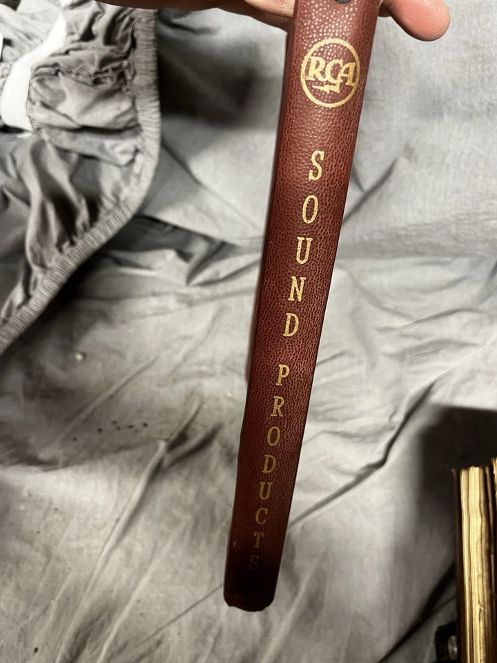 Guía de referencia de productos de sonido RCA vintage Foto 3 de 4