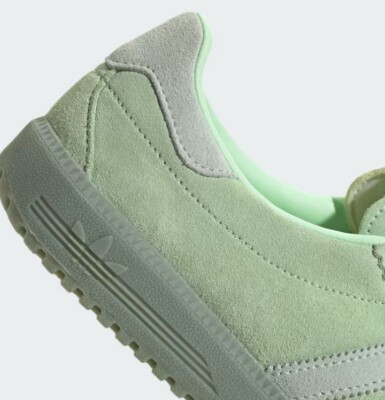 【ADIDAS】 JI2661 BRMD Adidas originals Women's BRMD Semi Green Spark / Linen Green