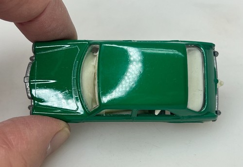 M.G. 1100 Green Lesney Matchbox Car #64 - 95121 - Picture 4 of 11