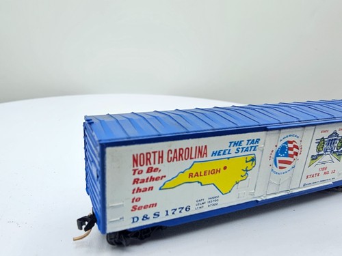 Kadee Micro-Trains N Scale Gauge 50' Bicentennial Box Car Commemorative Train - Picture 100 of 226