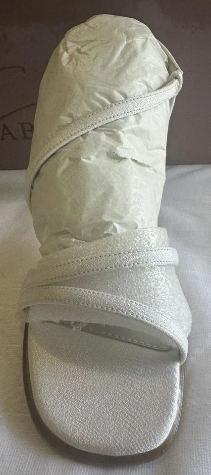 Sandalias de tacón alto Dyeables blancas radiantes de lujo para mujer 5-1/2 B Foto 2 de 4