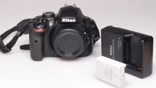 NIKON D3300 24MP DIGITAL CAMERA BODY MINT W/BATTERY & CHARGER