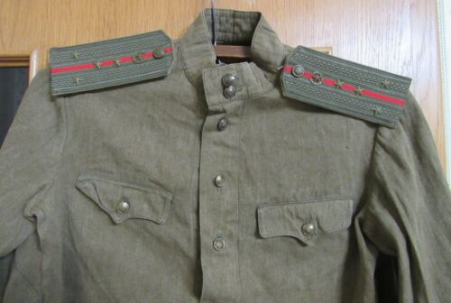 CAMICIA DA CAMPO UNIFORME MILITARE SOVIETICA 1960 capitano di fanteria bottoni ottone taglia 48 - Foto 2 di 3