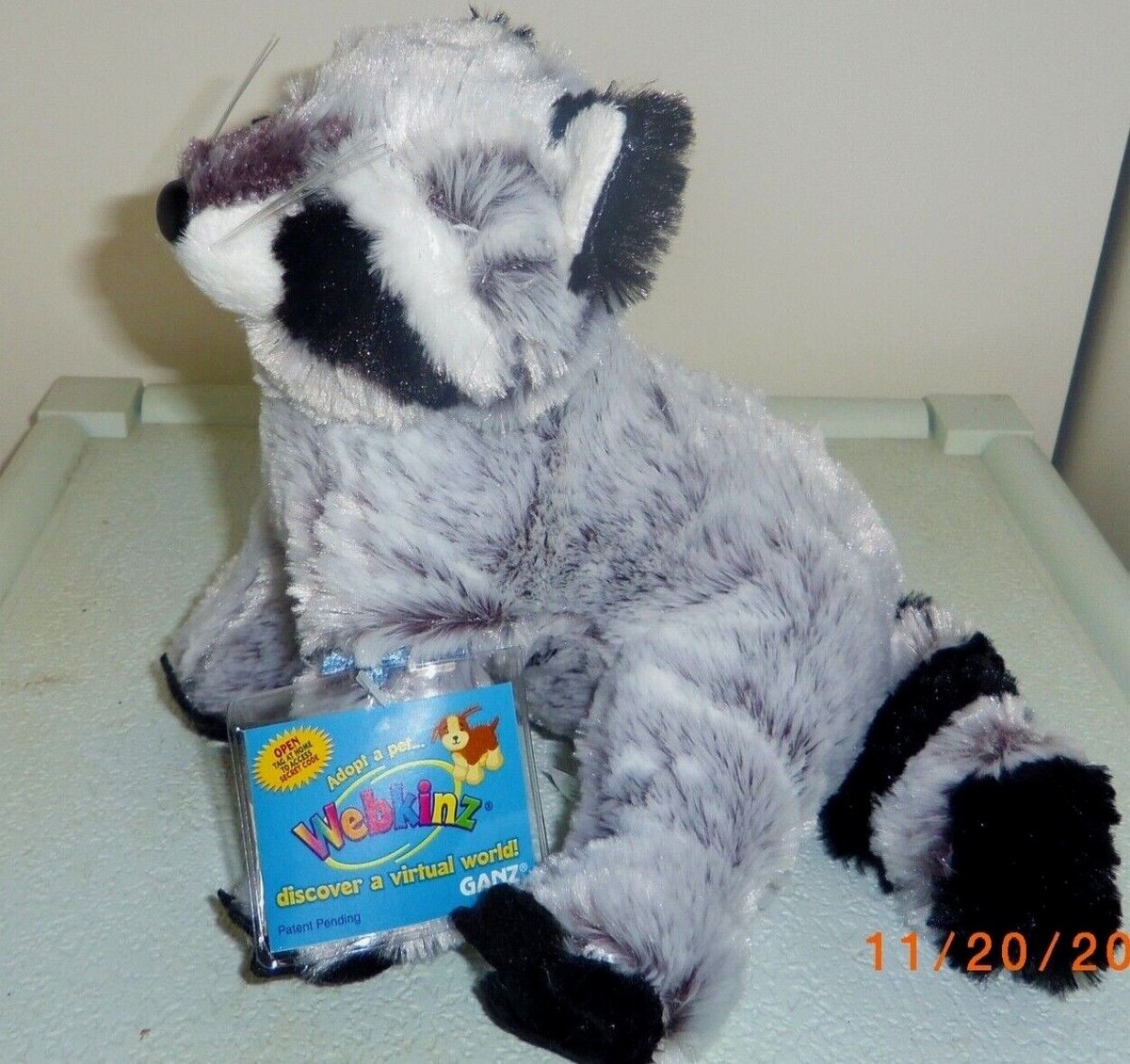racoon Aurora World Plush - Raccoon - Snoozles – Aurora®
