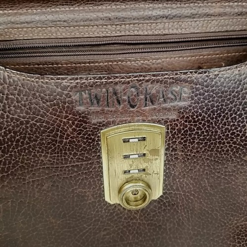 Vtg Levenger Twin O Kase Twin Lock Full-Grain Brown Leather Briefcase W/ Strap - Picture 10 of 16