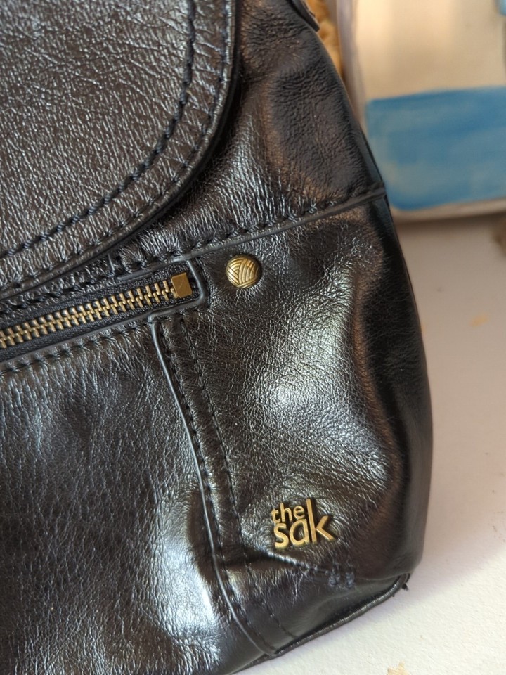 The Sak Black Pebbled Leather Crossbody Bag Adjustable Strap Front