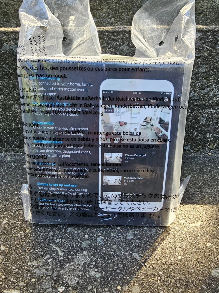 NEW (sealed) Amazon Cloud Cam 1080p HD Indoor Security Camera (BLANK TAB) - Image 4 of 4