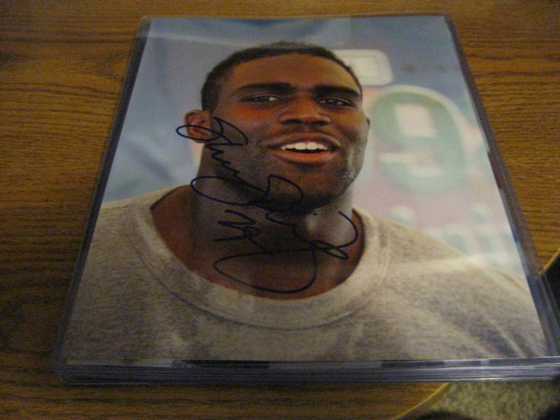 Shaun Springs / Seattle Seahawks Autographed 8x10 Photo 