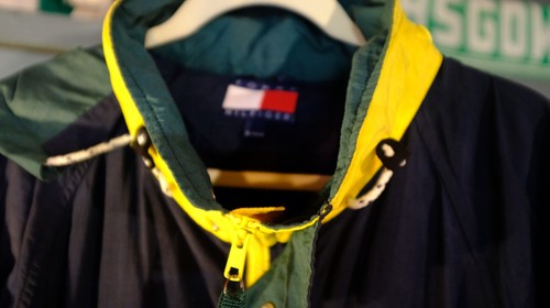 VINTAGE 90'S TOMMY HILFIGER MEN XL SPELLOUT LOGO/FLAG BLUE WINDBREAKER JACKET - Picture 6 of 9