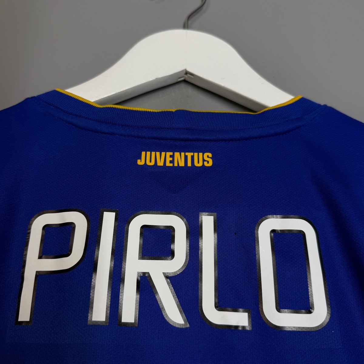 2014-2015 ユベントス 21番 PIRLO JUVENTUS ITALY 2014/2015 AWAY FOOTBALL SHIRT JERSEY MAGLIA