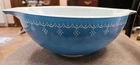 Pyrex Vintage Blue Snowflake/ Garland #444 Cinderella Bowl 4 Qt
