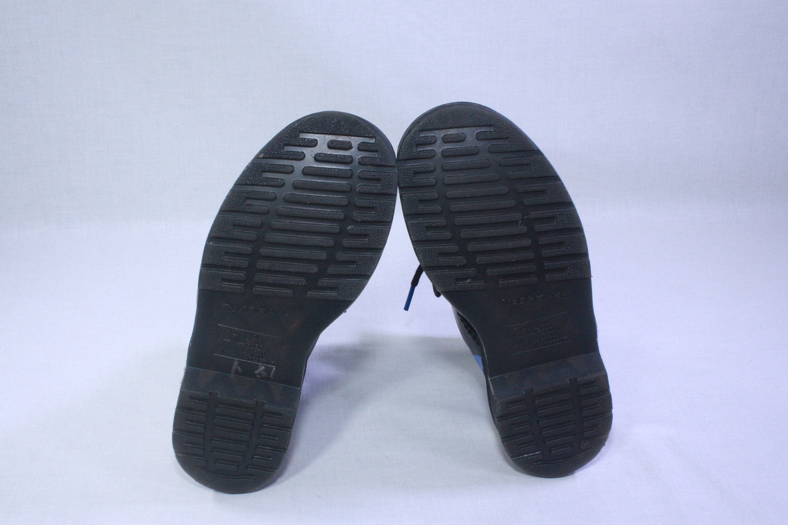 Dr. DOC MARTENS "THE WHO" Leather 8 Eye Boots Size: US Men's 5 / US Women's 6 thumbnail 9