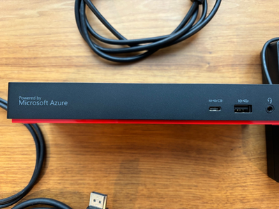 Lenovo ThinkPad Thunderbolt 4 Univeral Dock 40B1 135W DK2131