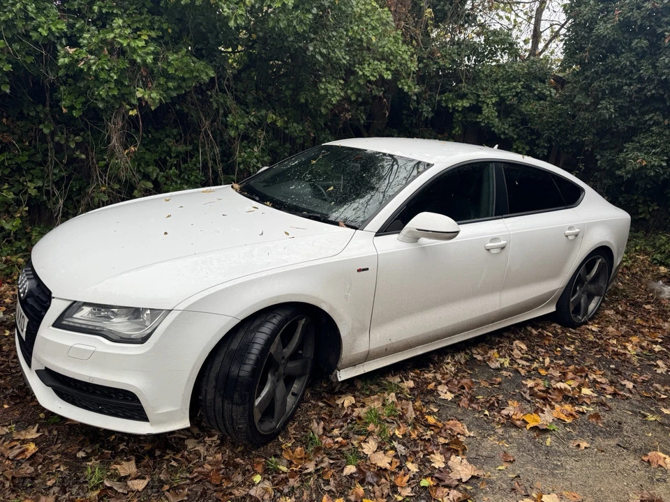 2013 Audi A7 3.0 TDI Quattro S-Line Black Edition – Non Runner - Image 2 of 4