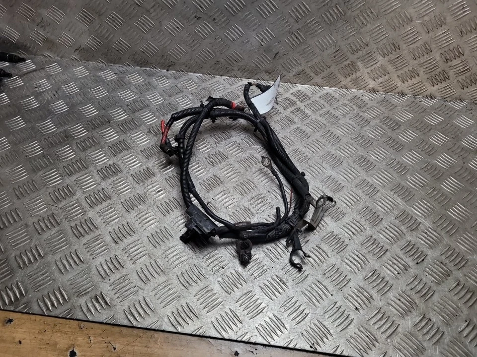 FORD FOCUS MK1 98-04 1.6 PETROL BATTERY LIVE LEAD WIRING LOOM  - Image 2 of 4