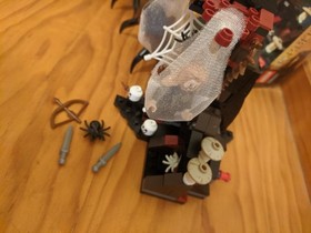 Lego 79001 Hobbit Escape From Mirkwood Spiders w Box & Instruction 100% Complete