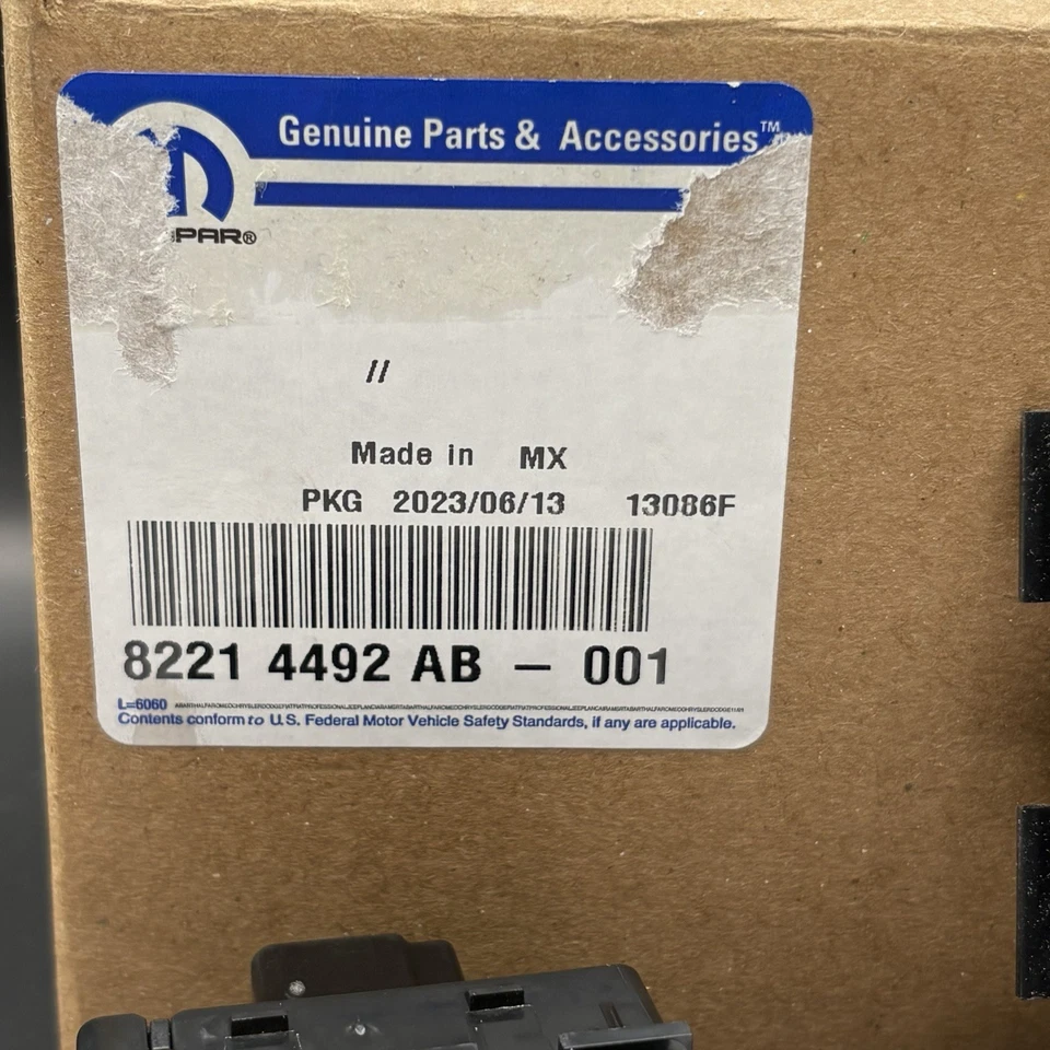 Módulo de freno de remolque integrado OEM MOPAR 2015 RAM 1500-5500 82214492AB Foto 2 de 4