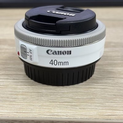 Canon EF 40mm F/2.8 STM Pancake Lens, Mint Condition, White