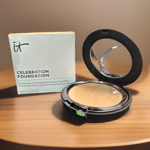 It Cosmetics Celebration Foundation Medium 0,30 Oz. Neu im Karton