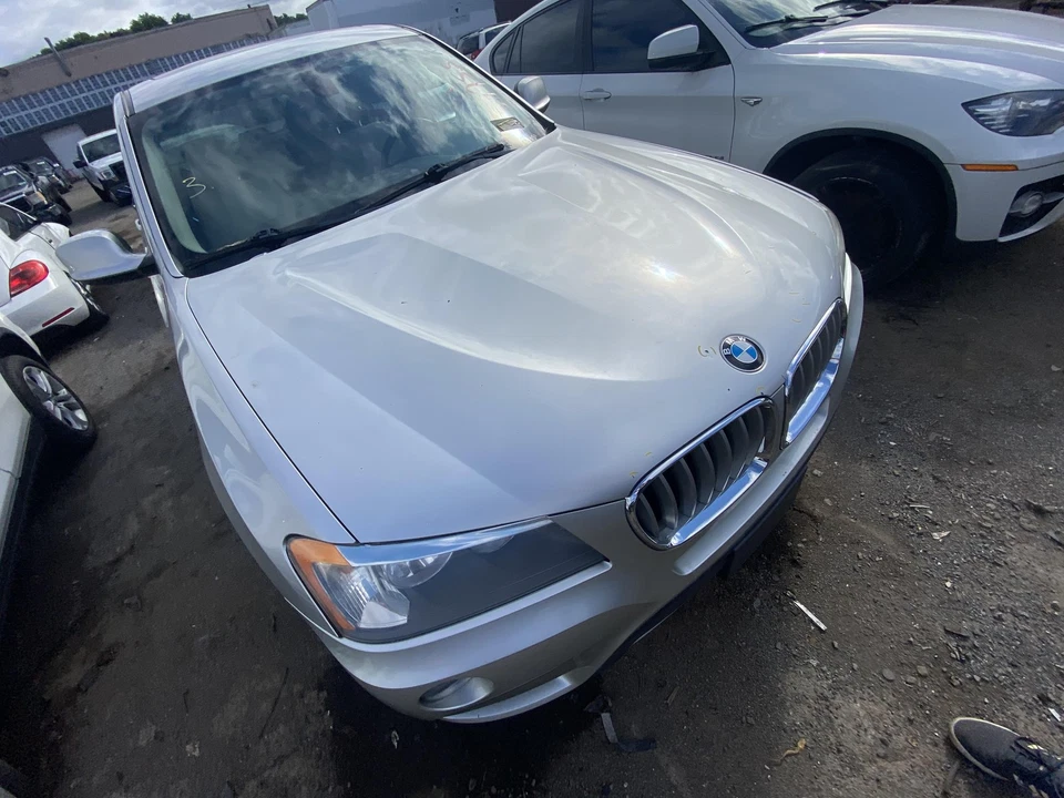 Used Hood fits: 2012 Bmw X3  Grade B Foto 2 de 4