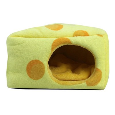 Kleine Tiere Ratten Hamster Winter Warme Haus Cartoon Kuchenform Höhle Nest Bett