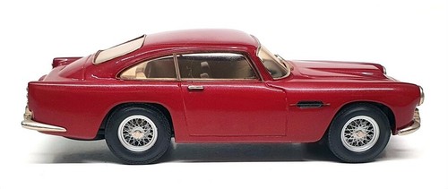 SMTS 1/43 Scale Hand Built CL26 - Aston Martin DB4 - Red - Picture 3 of 5