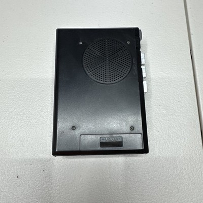 Ancien Vintage SANYO M1150 WALKMAN Compact Casette Recorder
