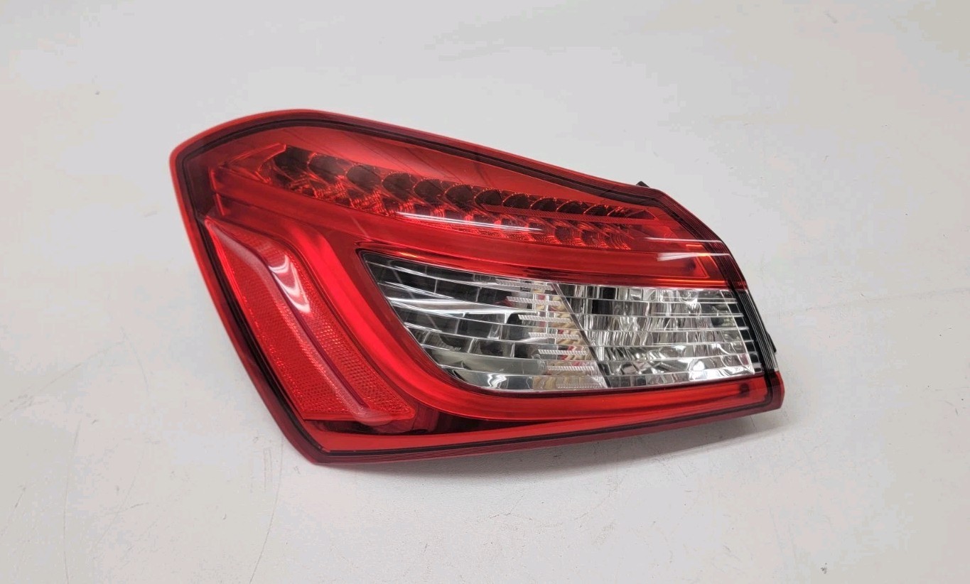 2014-2020 MASERATI GHIBLI OUTER QUARTER REAR LEFT DRIVER TAILLIGHT LAMP OEM