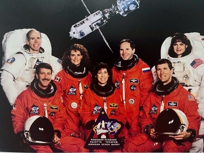 Vintage NASA STS-96 Discovery 1st ISS Docking Mission Crew Lithograph JSCCL-167 