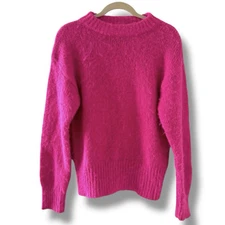A New Day Bright Pink Fuzzy Sweater Women’s Size Small NWT Barbie Bold Preppy