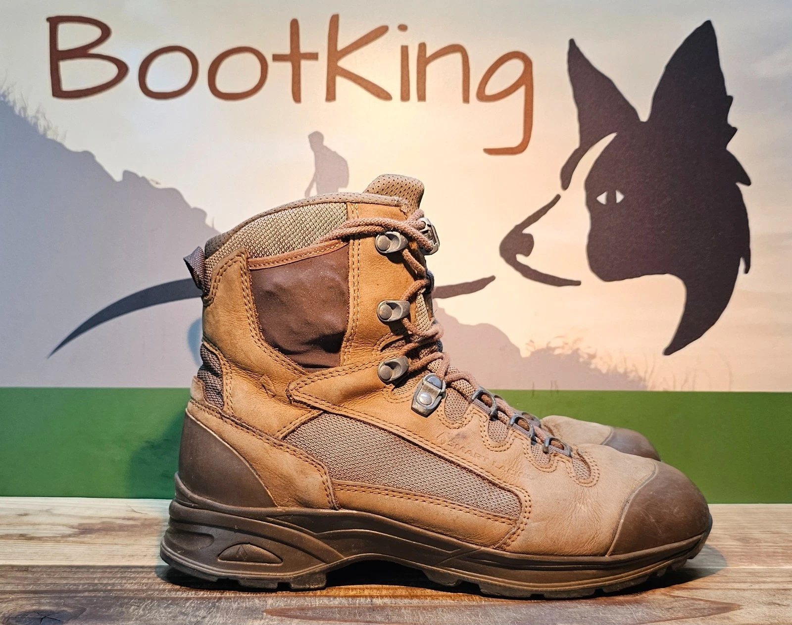 Haix Scout lightweight GTX Goretex walking, hiking, any activity boots UK 8.5
Opens in a new window