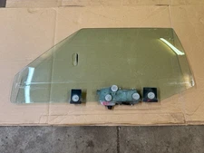 89-93 Ford Mustang CONVERTIBLE Drivers Door Glass Window CARLITE Factory OEM V8