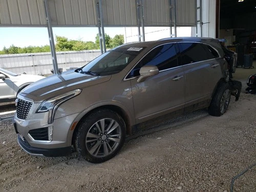Used Right Door Mirror fits: 2022 Cadillac Xt5 power folding w/o surround view R