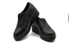 CLARKS Collection Womens Slip On Leather Shoes Size 8 Black