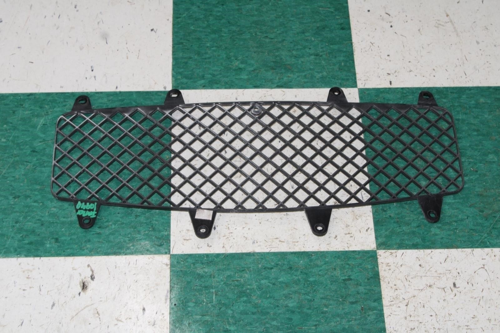 14-17 GHIBLI Front Inner Center Bumper Radiator Grille Grill Cover OEM Factory