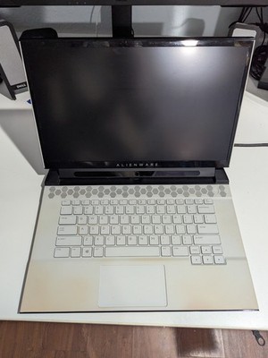 Alienware M15 R2   PARTS OR REPAIR   Intel i7-9 - 16GB RAM - NVIDIA RTX 2060
