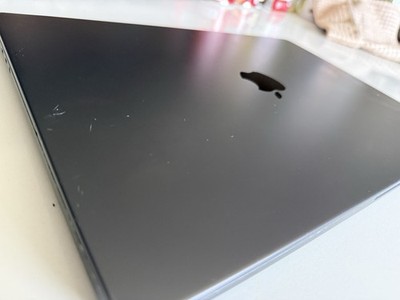 Apple MacBook Pro 16in (512GB SSD Apple M3 Pro 36GB RAM) Laptop