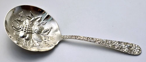 S. Kirk & Son REPOUSSE Sterling Silver 5 1/8" Bon Bon Spoon - NO MONO - 28g