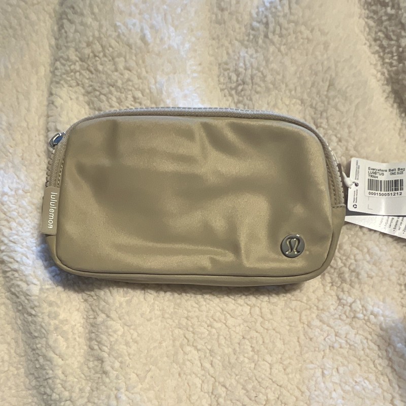 lululemon Everywhere Belt Bag Mini 1L Beige Zip Waist Pack One Size LU9BTUU