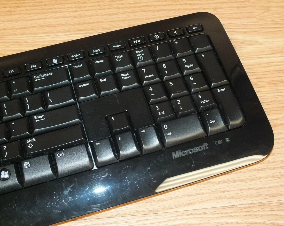 Microsoft (1455) Black Standard Wireless 800 Computer Keyboard **NO Receiver** - Image 2 of 4