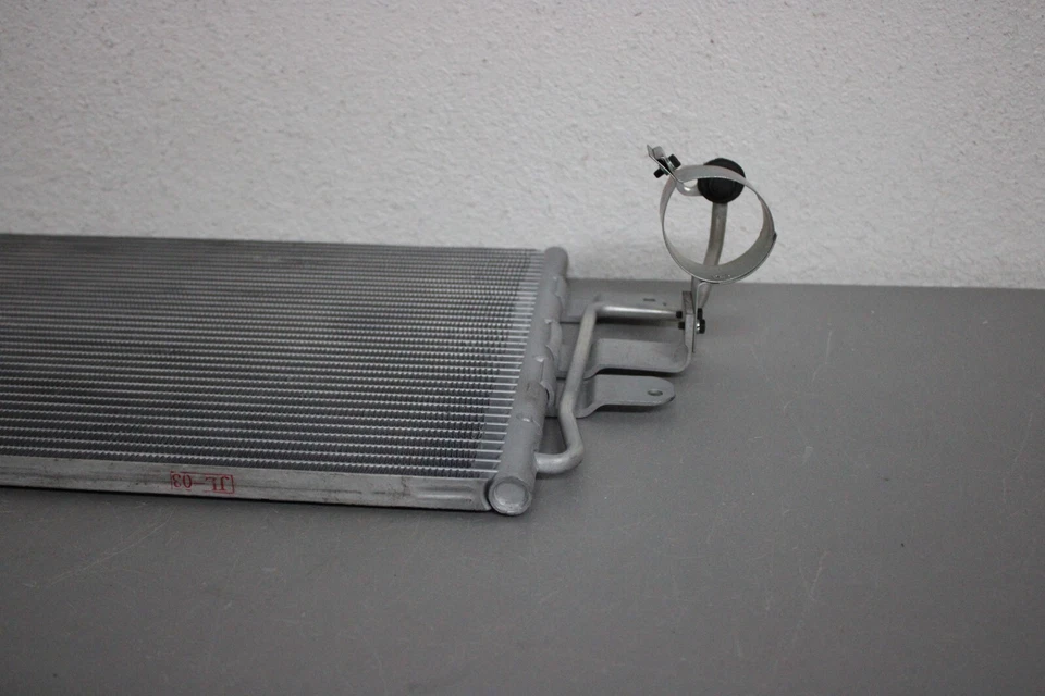 1998 2006 VOLKSWAGEN BEETLE A/C CONDENSER - Image 3 of 4