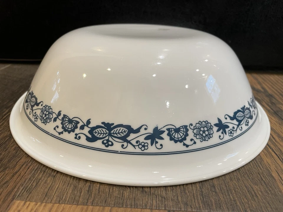 CUENCO GRANDE PARA SERVIR CORELLE 10 1/4" Old Town Blue Onion flores BLANCAS VEGETALES Foto 3 de 4